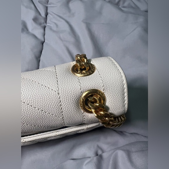 ENVELOPE MEDIUM IN QUILTED GRAIN DE POUDRE EMBOSSED LEATHER
BLANC VINTAGE - Picture 9 of 15